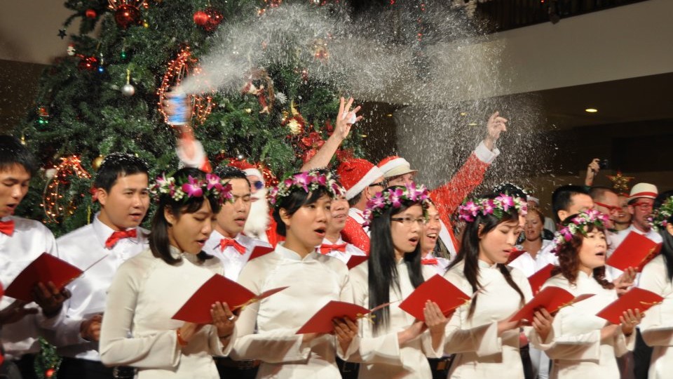 Da Nang, Vietnam SantaCon main image