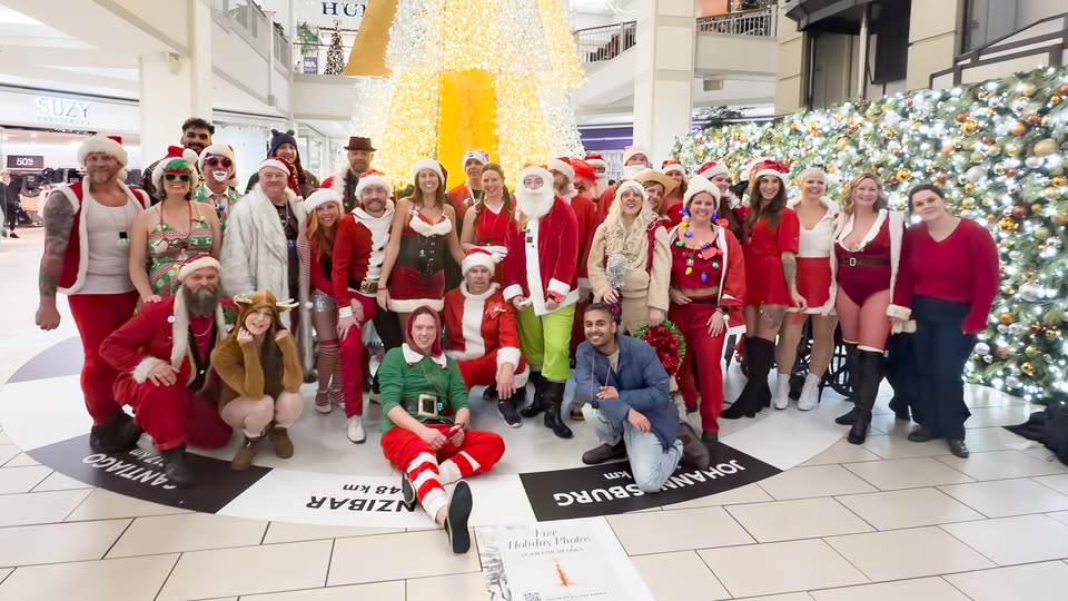 Victoria, BC 🇨🇦️ SantaCon main image